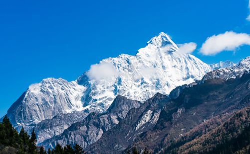 四姑娘山