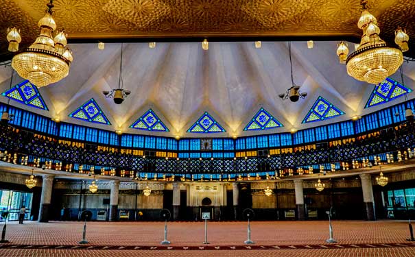 马来西亚旅游：国家清真寺